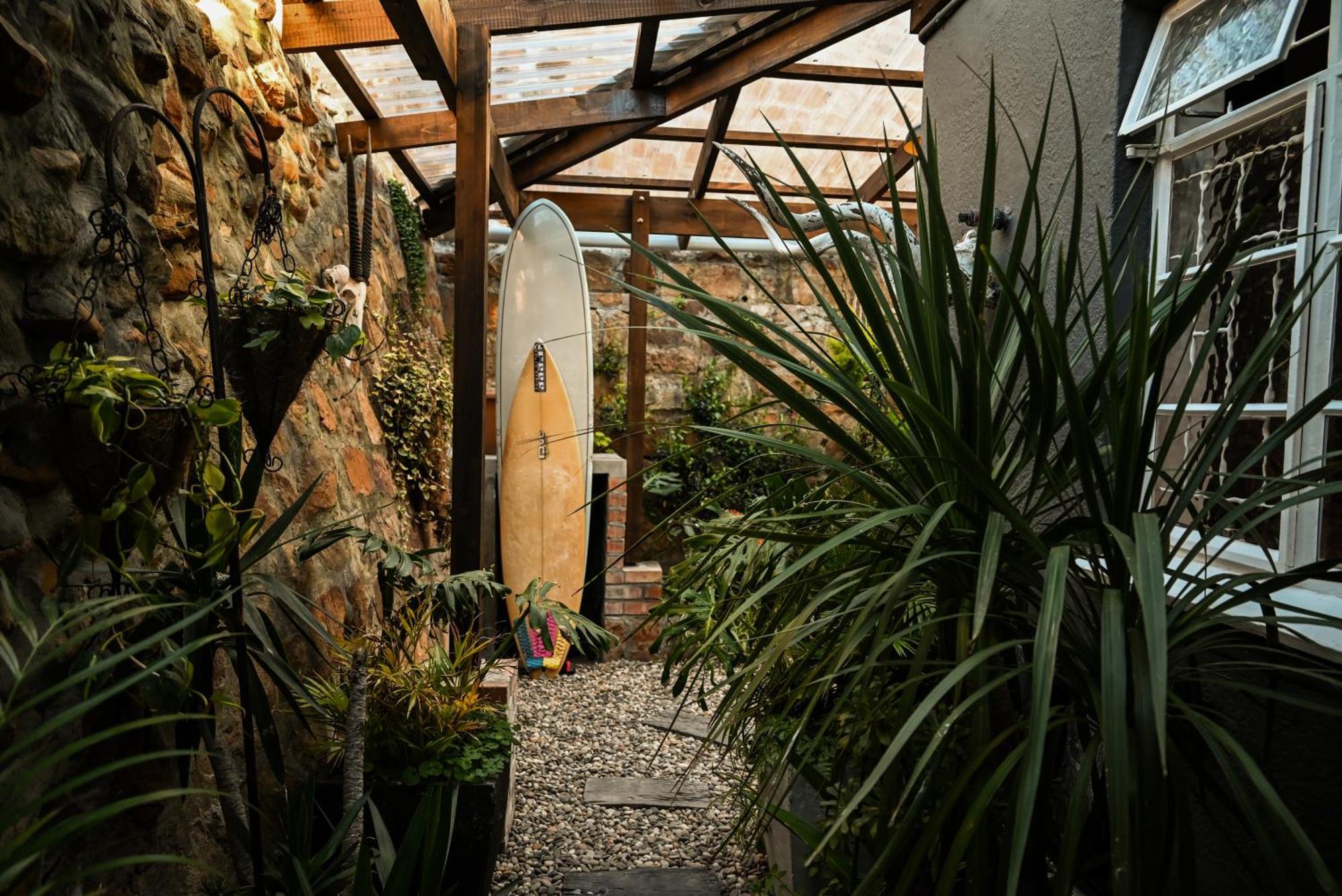 Eclectic Heritage Paradise Simon'S Town Exterior photo